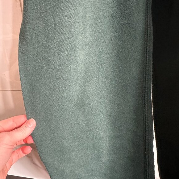 Roots Classic Green Sweatpants Joggers - Picture 4 of 9